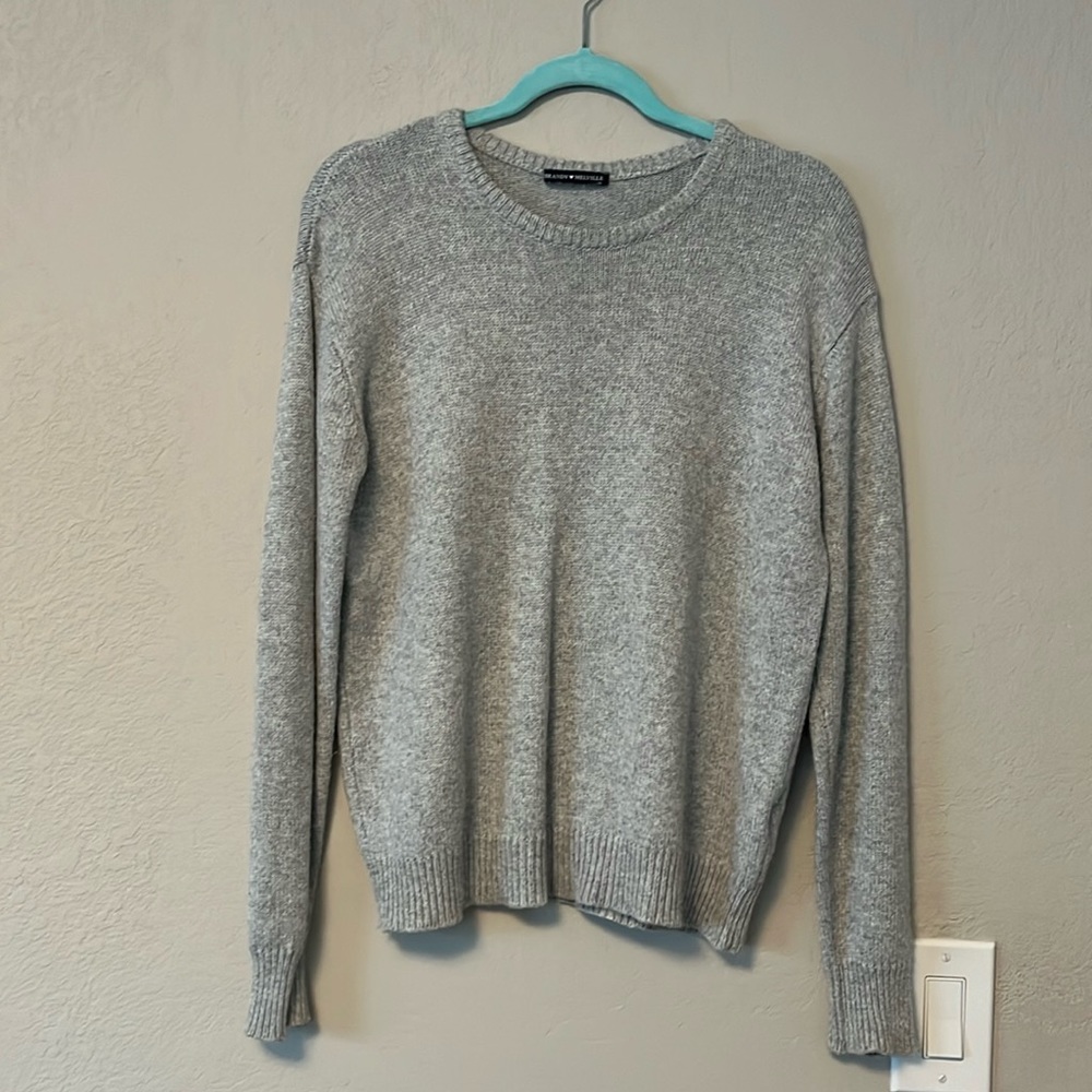 Brandy Melville Gray Heather Crewneck Sweater Top
